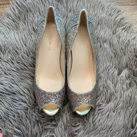 Marc Fisher Peep Toe Platform Sparkle Sequins Pump Heel sz 8 1/2 - Picture 2 of 6